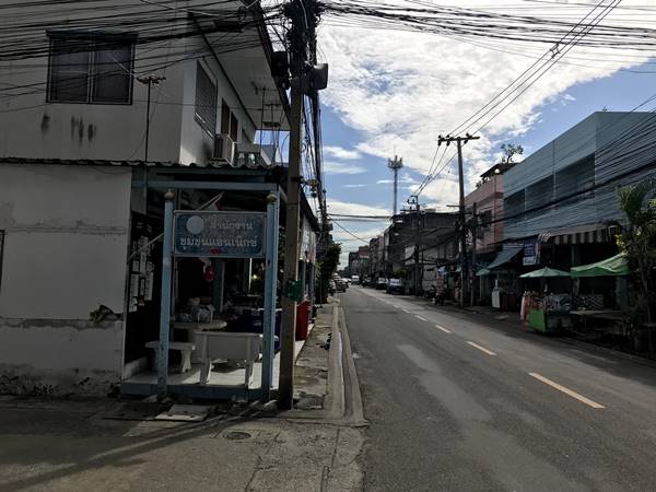 ขายด่วน บ้านเดี่ยว พหลโยธิน 58 แยก 33 ( ชุมชน แอนเน็กซ์ ) 50 ตร.ว. 3 ห้องนอน น่าอยู่ ราคาคุ้มมาก ต่อรองได้